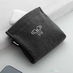 pocket for airpods impressie2